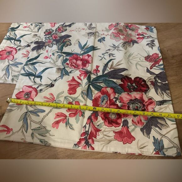 2 Pottery Barn Ophelia Printed Pillow Covers Floral Multi 22” Cotton Linen Set - Picture 3 of 4